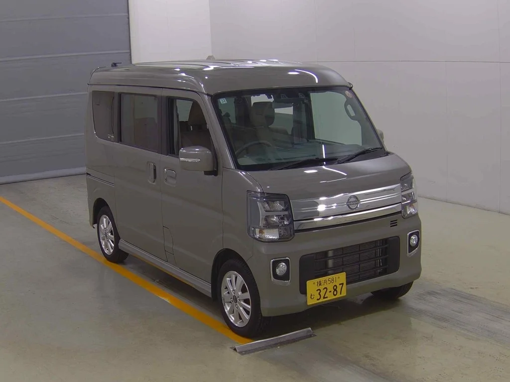 Nissan NV100 Clipper Rio DR17W 2025